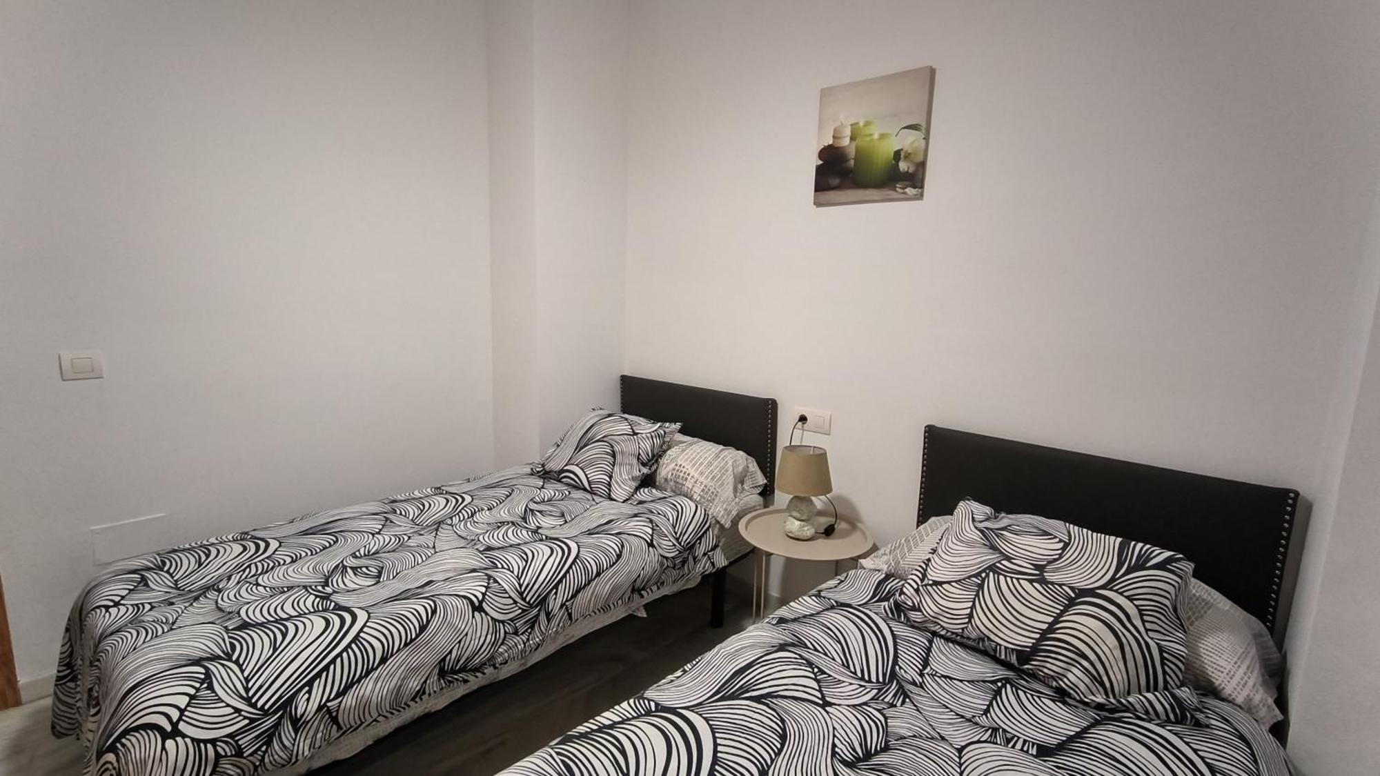 Apartamentos La Casa De Bebita Фуэнхирола Экстерьер фото