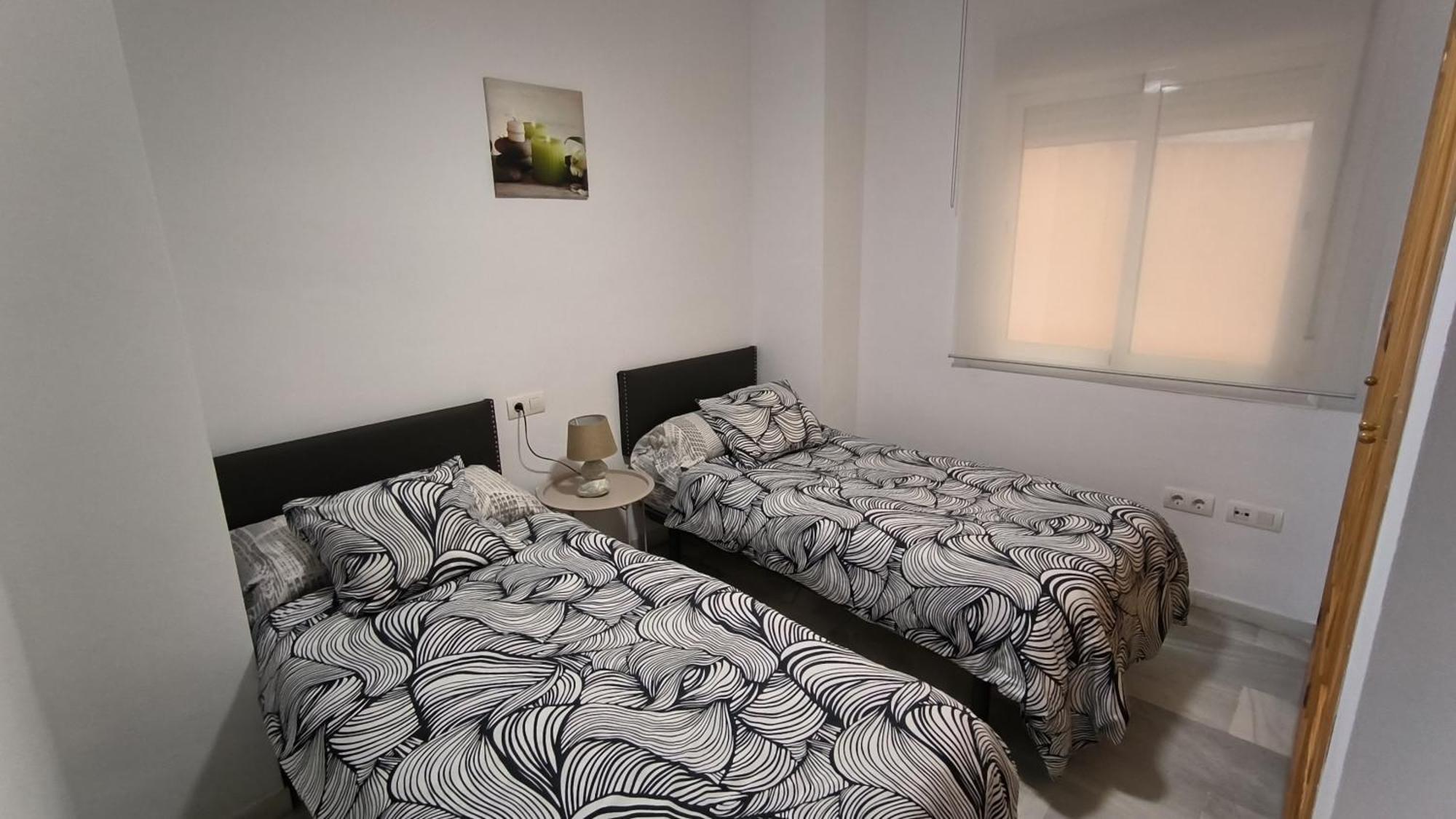 Apartamentos La Casa De Bebita Фуэнхирола Экстерьер фото