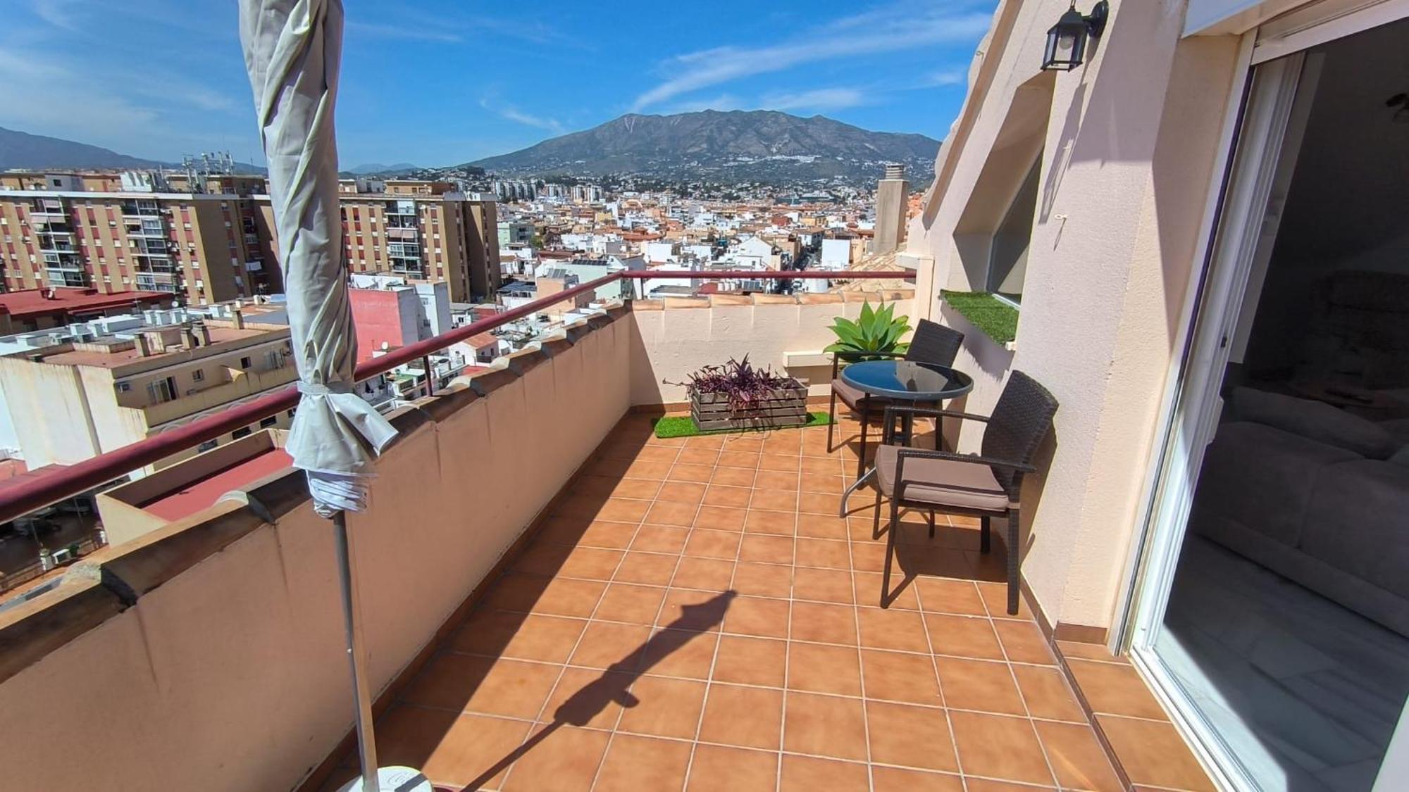 Apartamentos La Casa De Bebita Фуэнхирола Экстерьер фото
