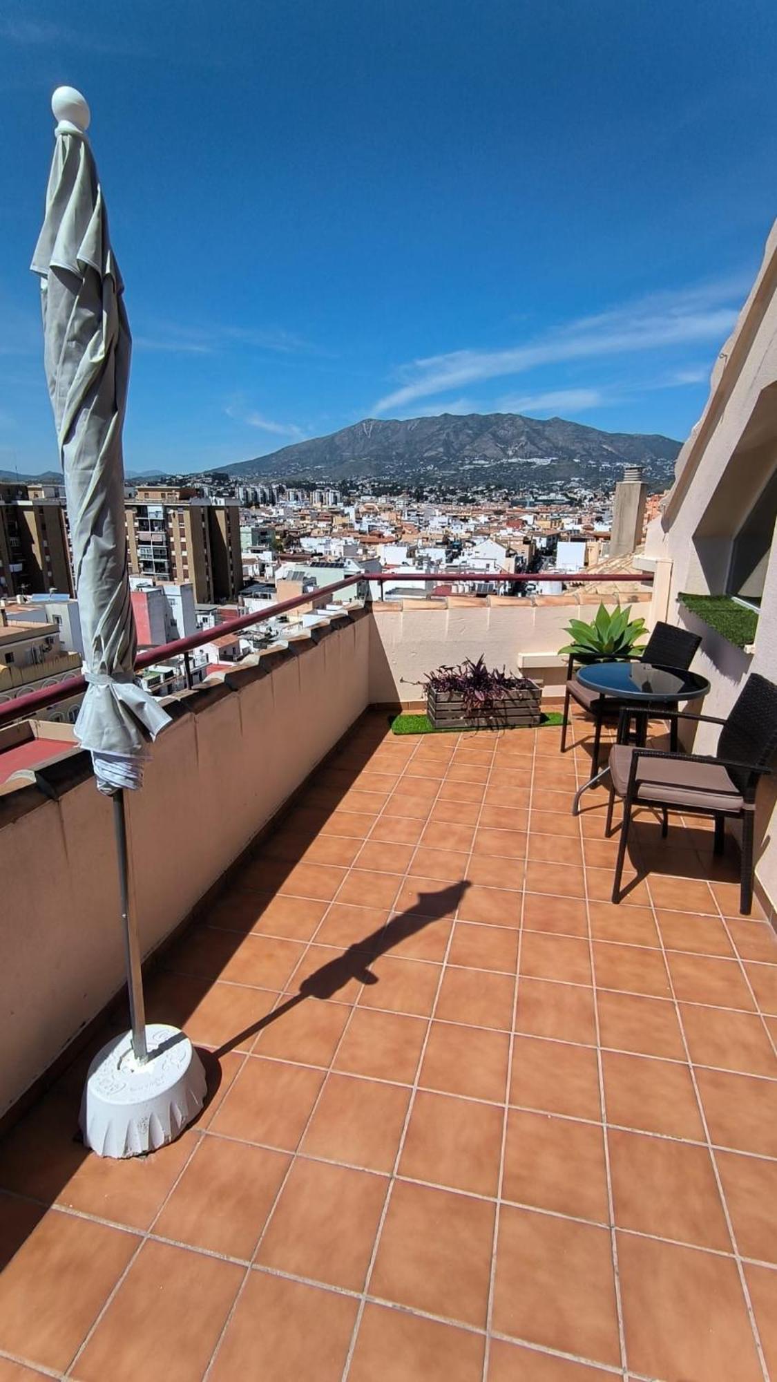 Apartamentos La Casa De Bebita Фуэнхирола Экстерьер фото